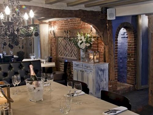The Blue Anchor Hotell Feering Exteriör bild